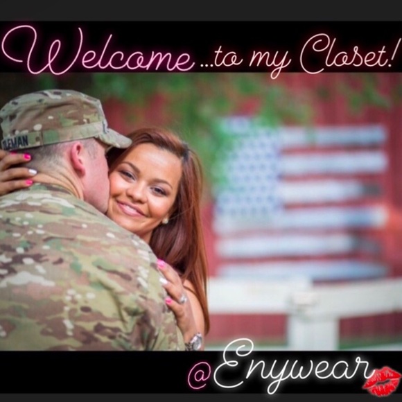 β¨Iβm Live, Come Join Meπβ¨π¦ - Picture 3 of 17